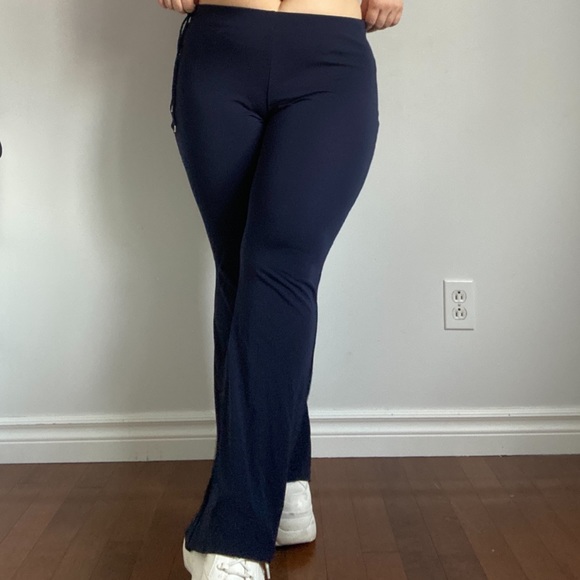 Navy blue Ralph Lauren flares pants with a lace up side detail💙 - Picture 3 of 6